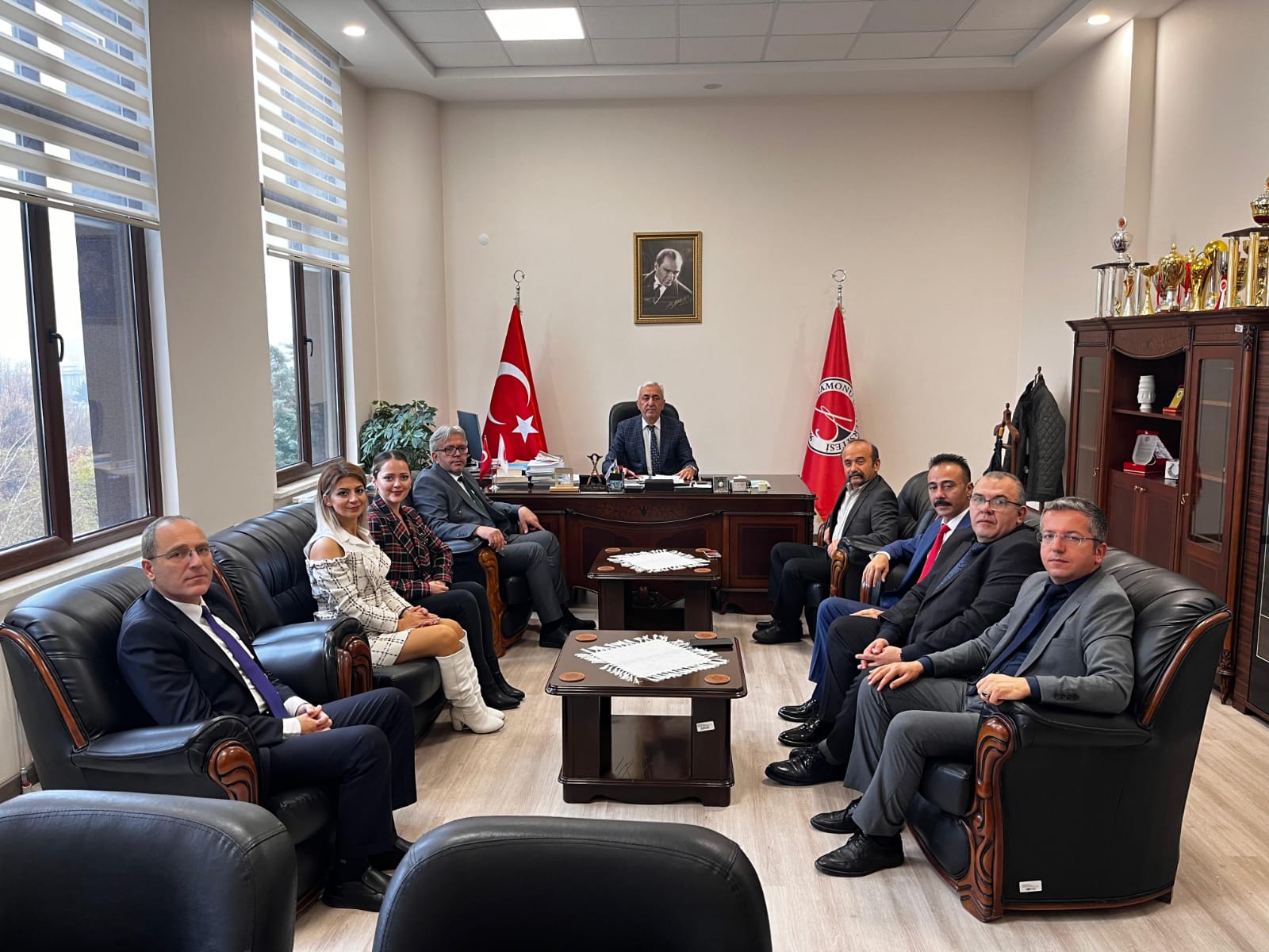 Üniversitemizde Gerçekleştirilen “UEDFOR-5 Ulusal Eğitimde Dönüşüm Forumu” Düzenleme Kurulundan Dekanımıza Ziyaret
