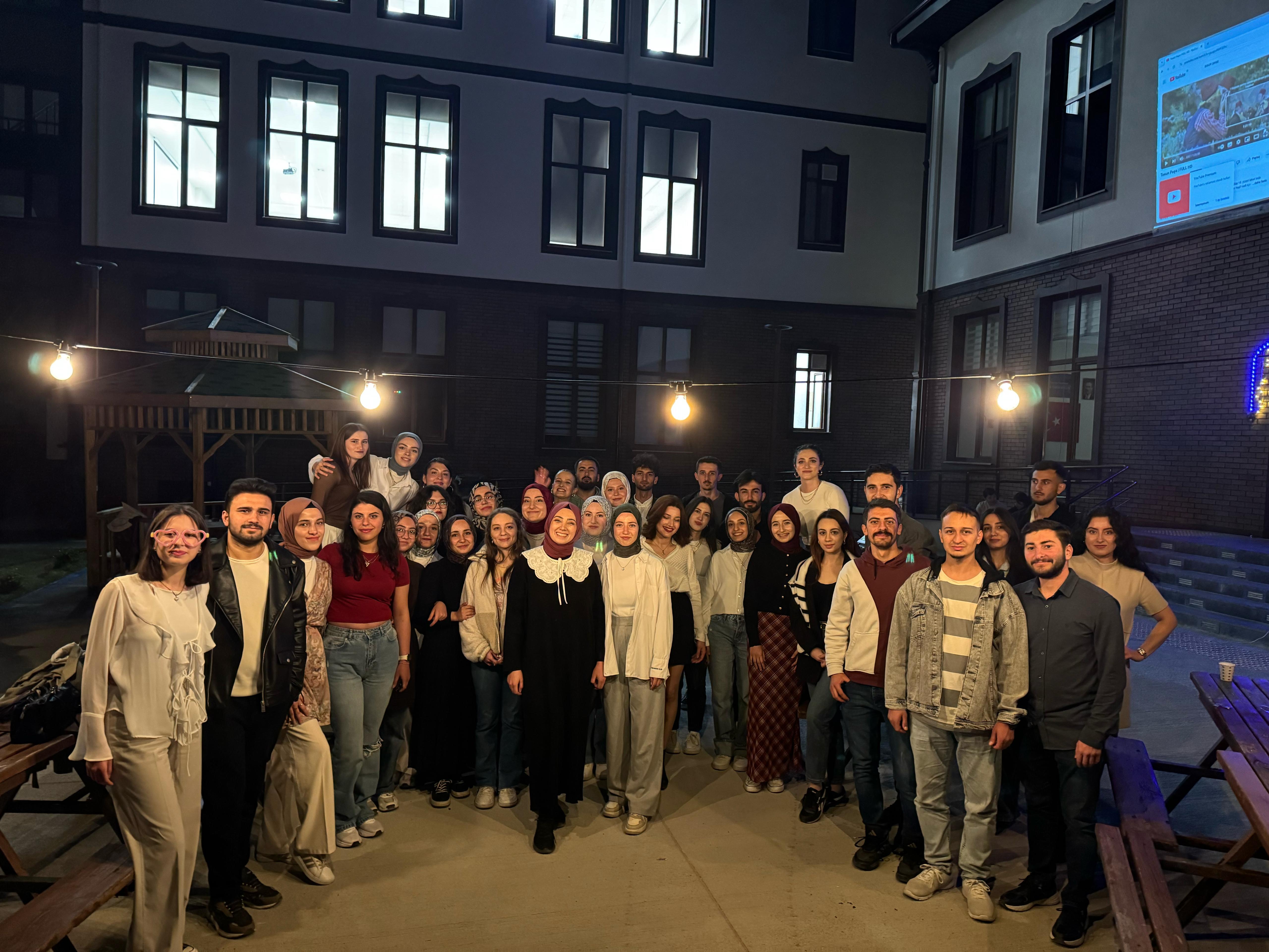 Yeni Fakültemizin Bahçesinde İlk Defa İftar Programı Gerçekleşti