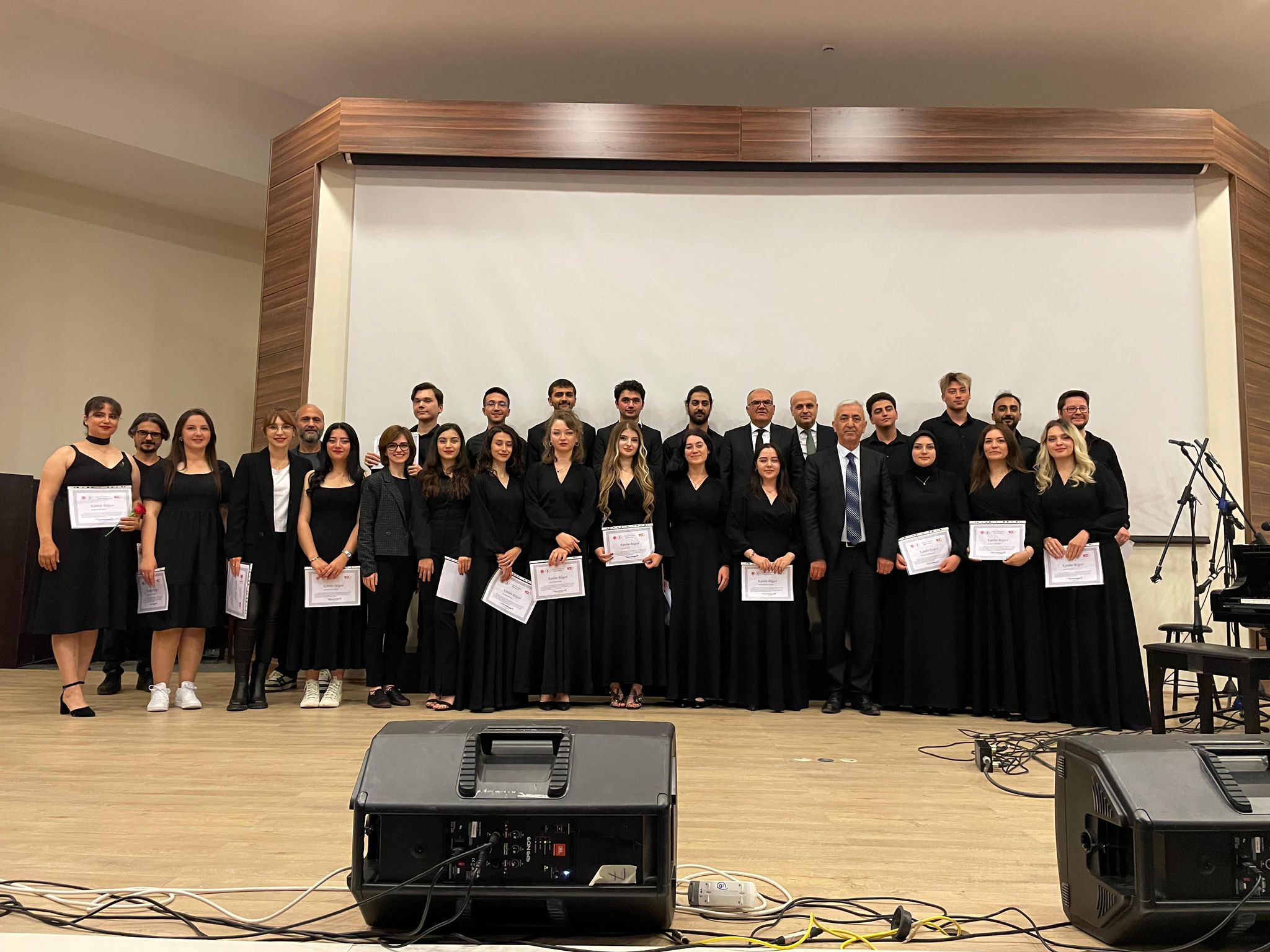 Kastamonu Üniversitesi'nde Yıl Sonu Konseri Coşkusu