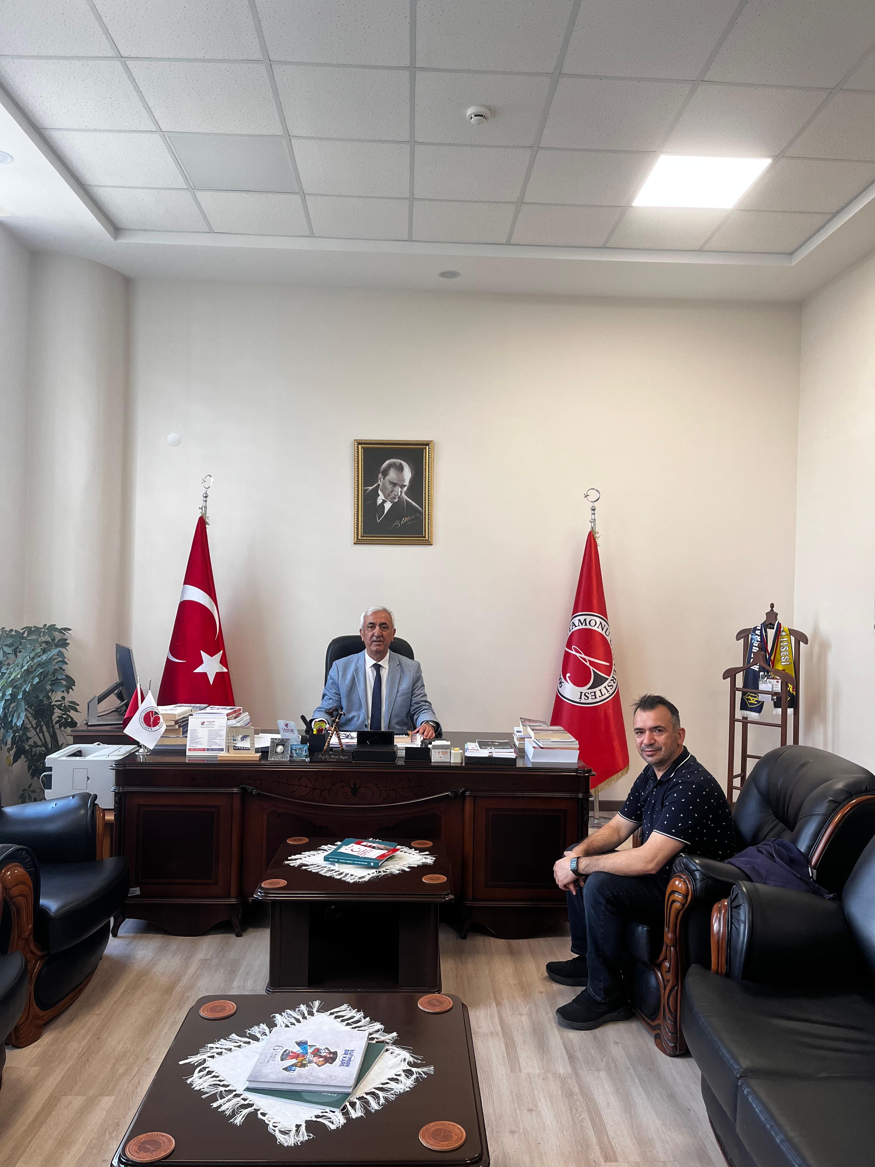 Dr. Öğr. Üyesi Oktay ERBAY Dekanımızı Ziyaret Etti