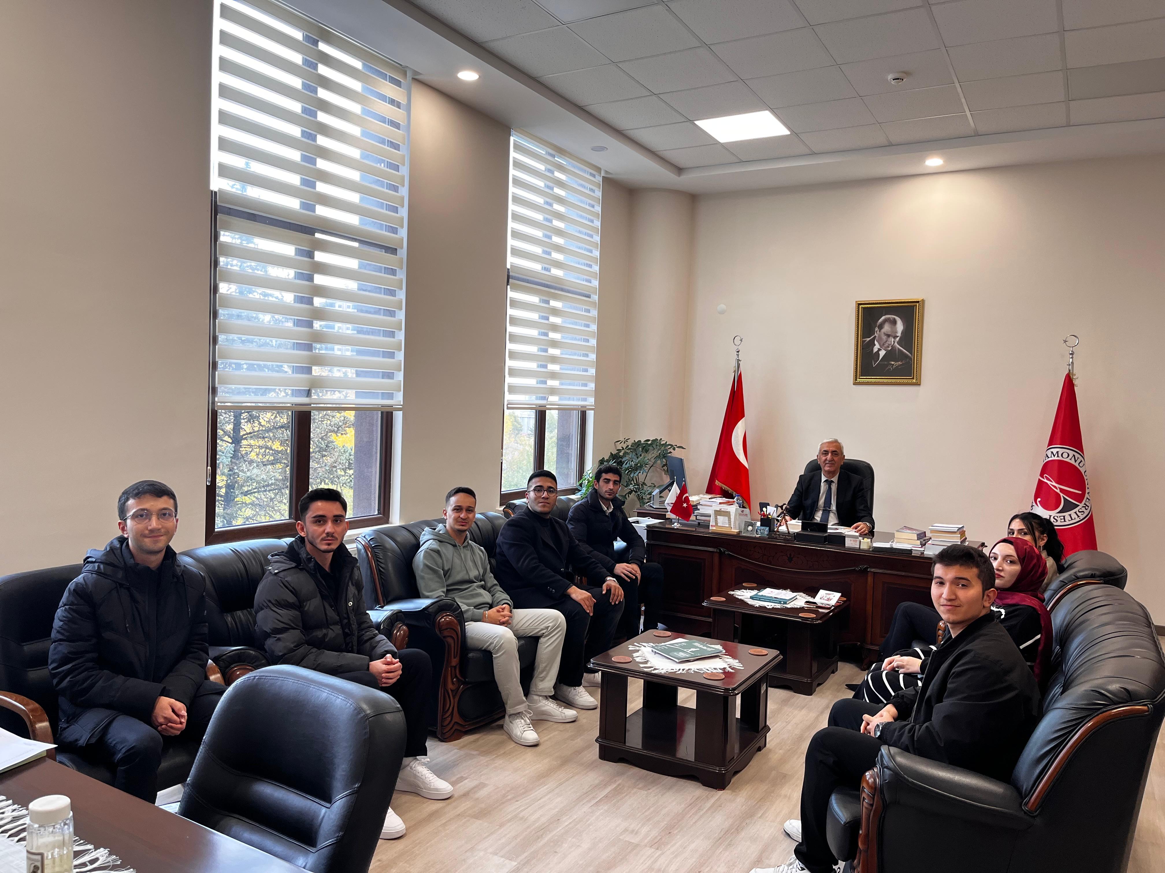 Fakültemizde Öğrenci Toplulukları İle Toplantı Düzenlendi
