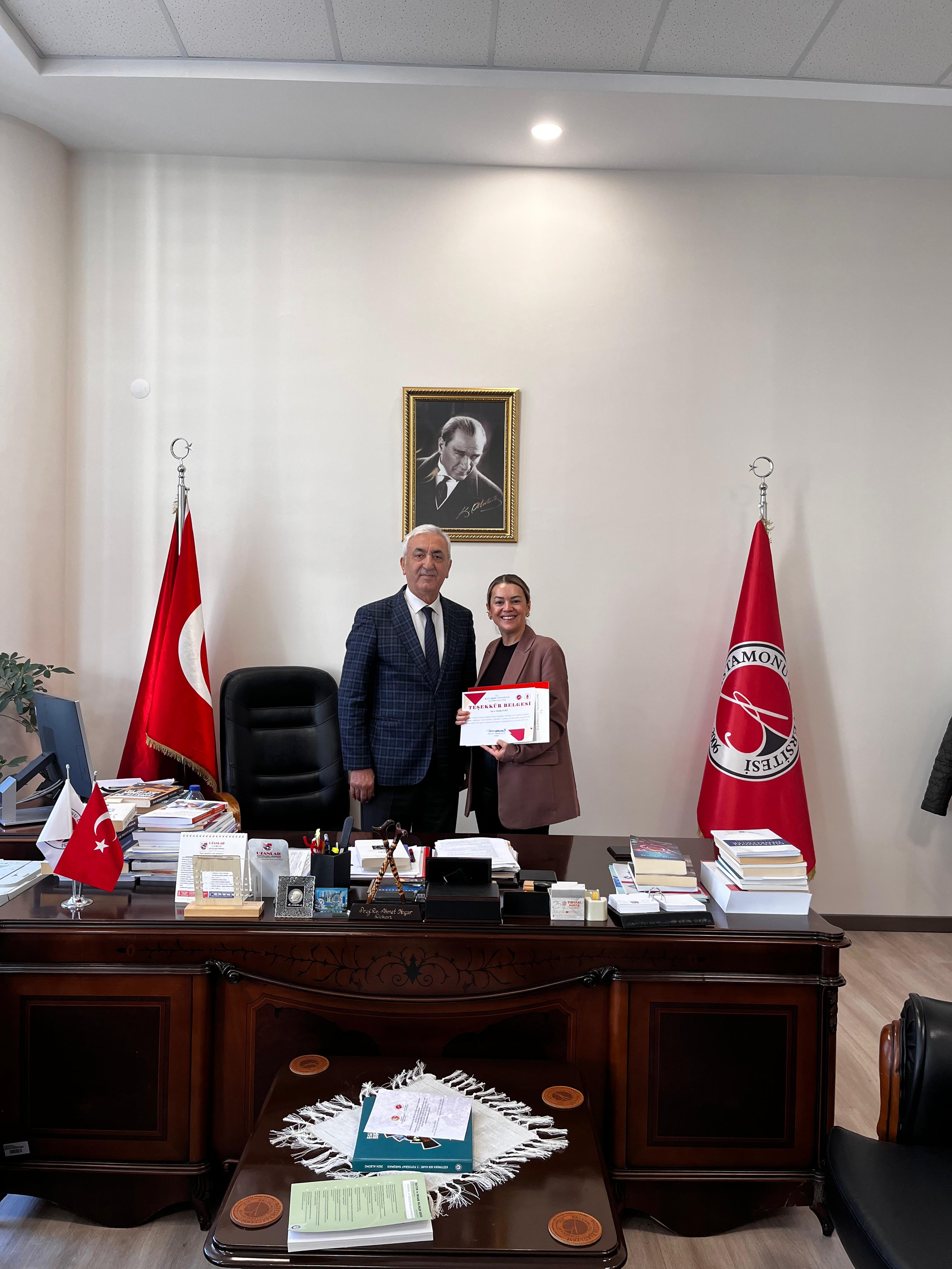 Dekan Sekreterimiz İlknur BAKİ Fakültemizdeki Görevinden Ayrıldı 