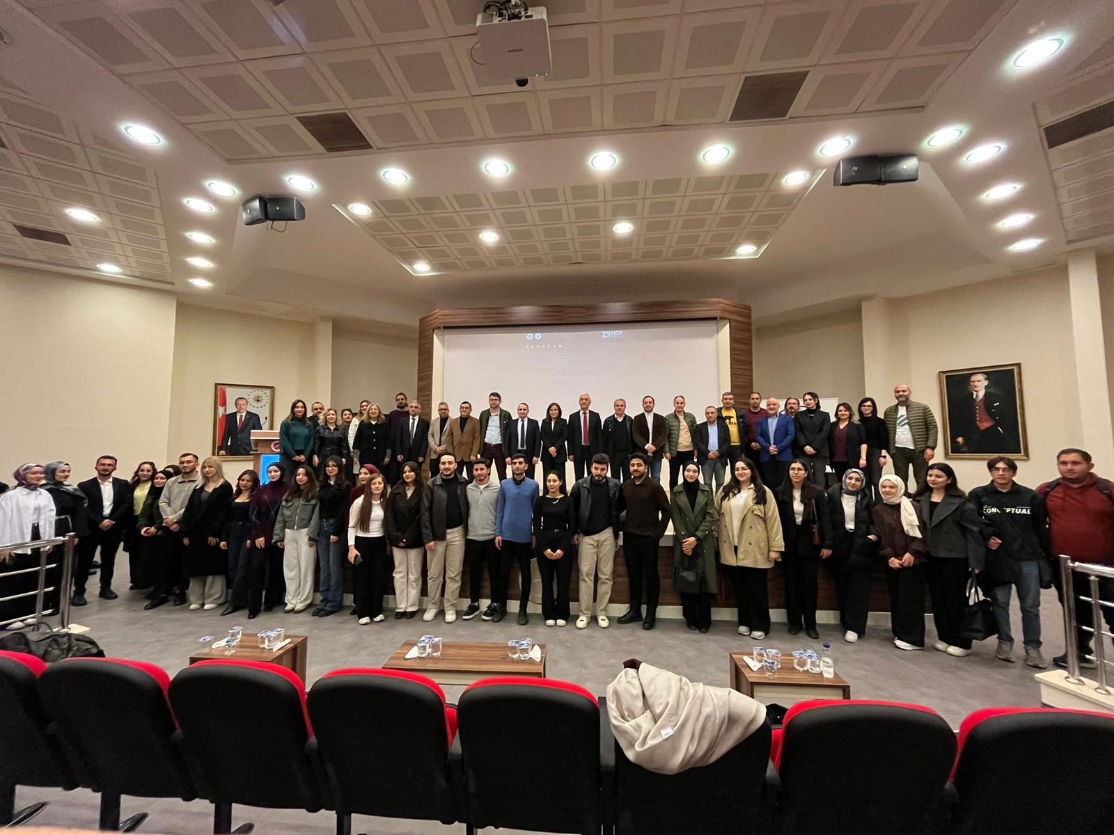 Eğitim Fakültemizde 24 Kasım Öğretmenler Günü Coşkuyla Kutlandı