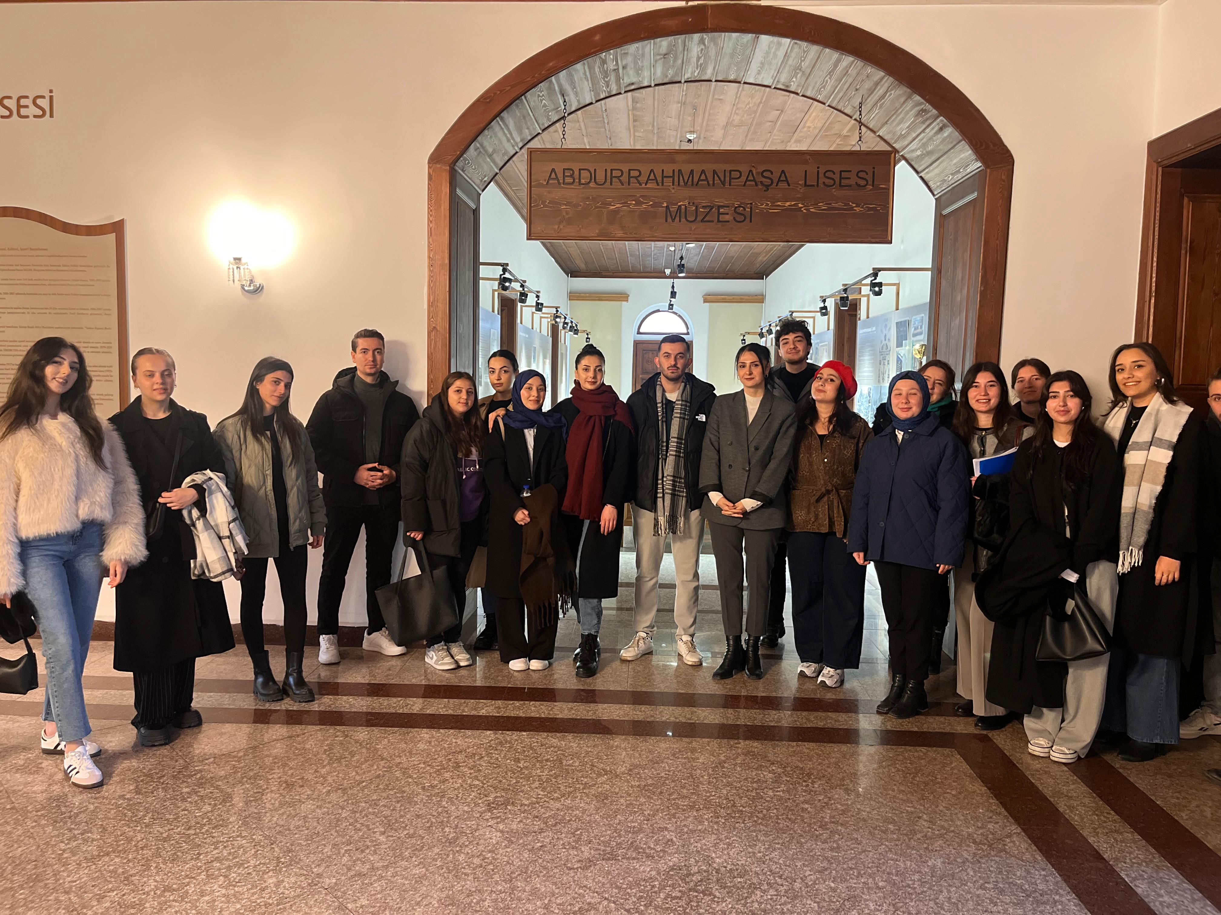 Sosyal Bilgiler Öğretimi ll Dersi Kapsamında Abdurrahman Paşa Lisesi Müzesi’ne Gezi-Gözlem Gerçekleştirildi