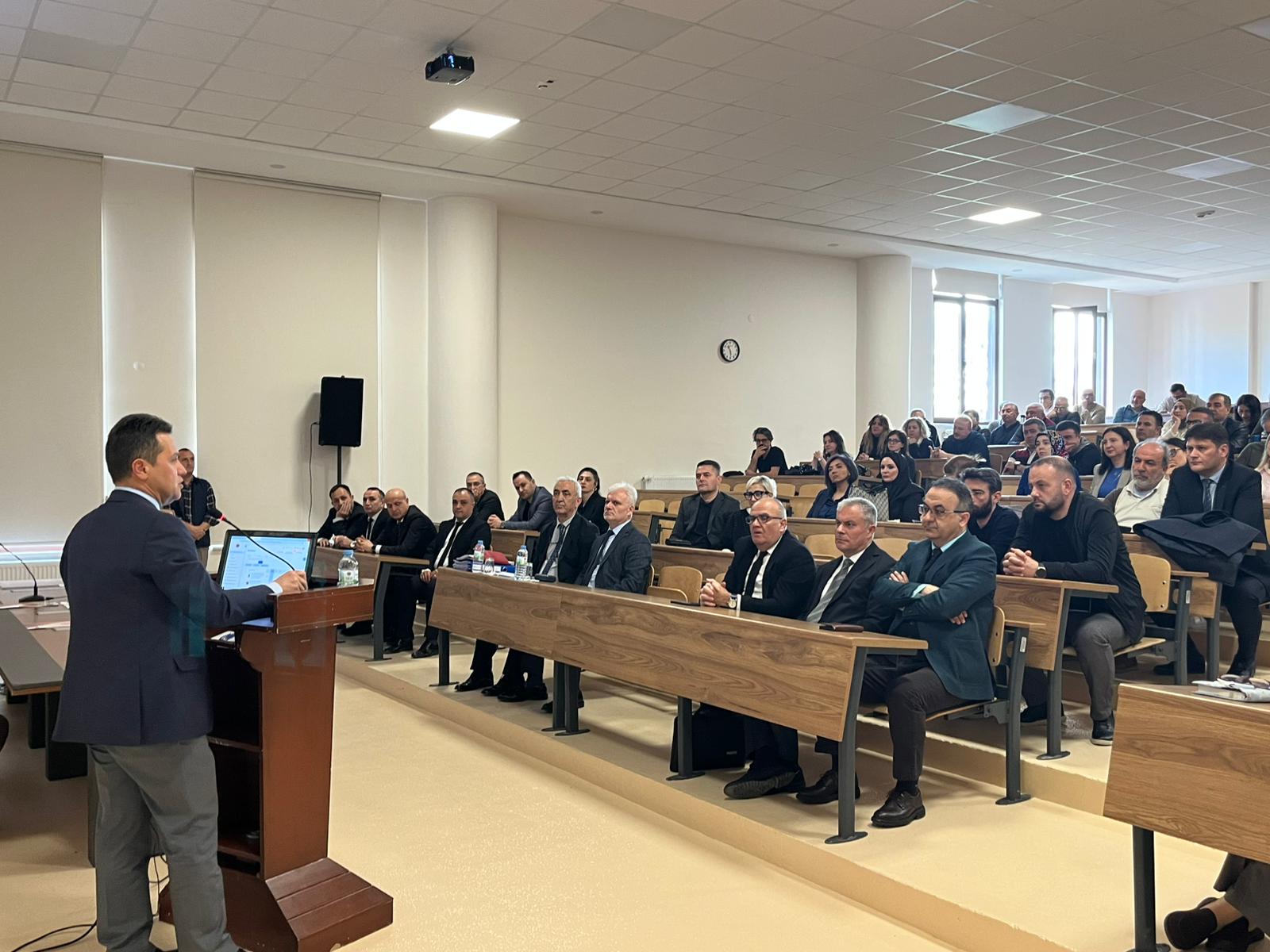 Fakültemizde Akademik Kurul Toplantısı Gerçekleştirildi
