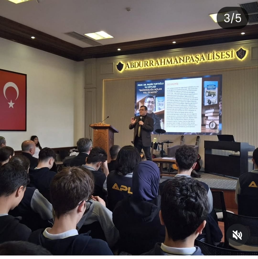 Fakültemiz Öğretim Üyesi Tarafından Abdurrahmanpaşa Lisesinde “Bağımsızlığa Açılan Yol: 19 Mayıs” Temalı Söyleşi Gerçekleştirildi