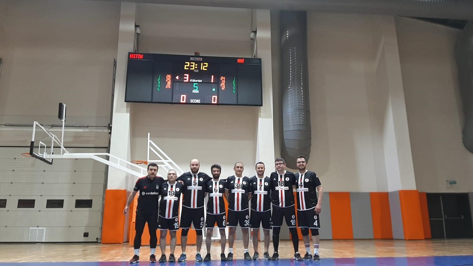 Fakültemiz Ay Yıldız Voleybol Turnuvasında Şampiyon Oldu