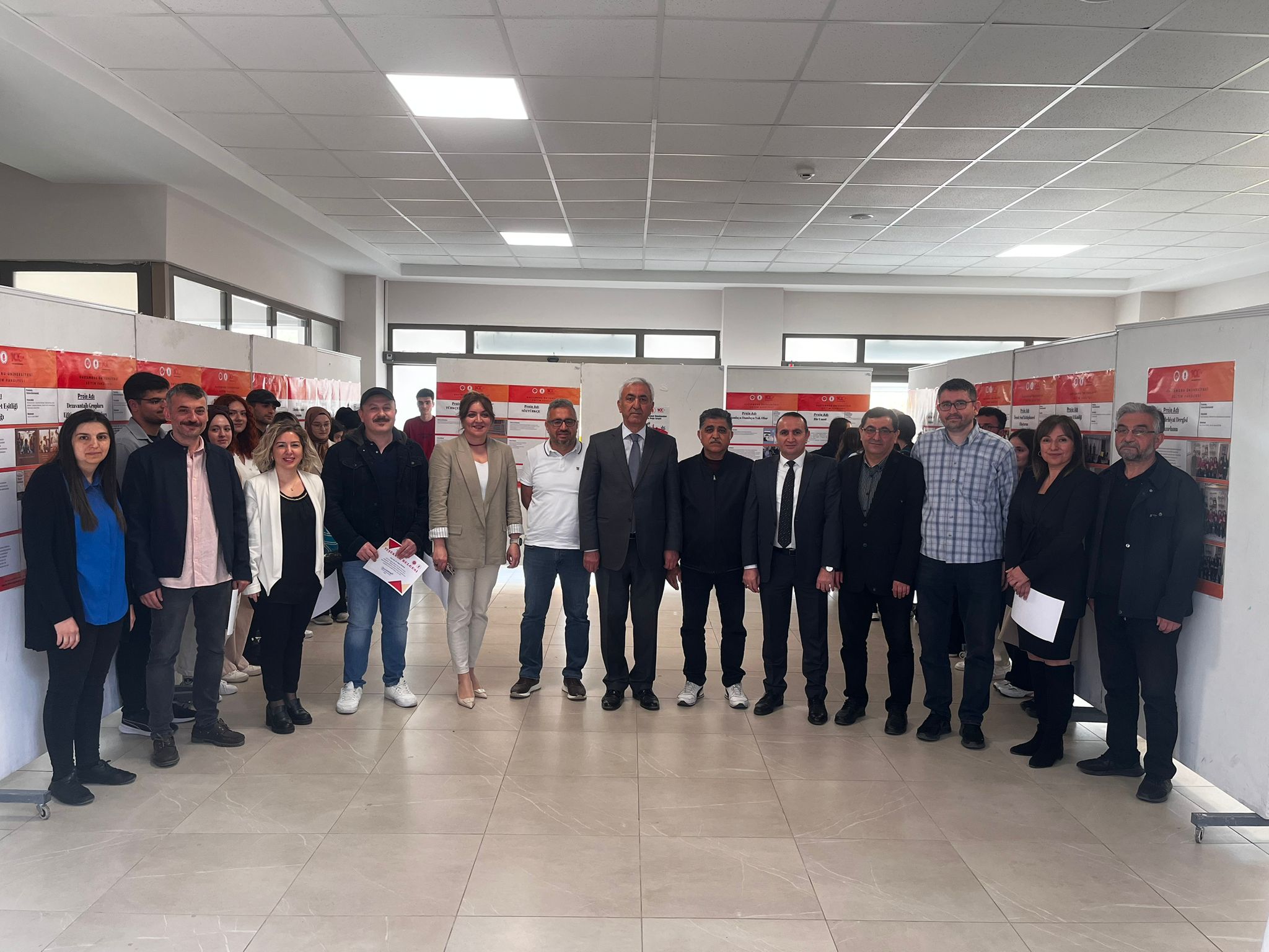 Topluma Hizmet Uygulamaları Dersi Proje Sergisi Gerçekleştirildi