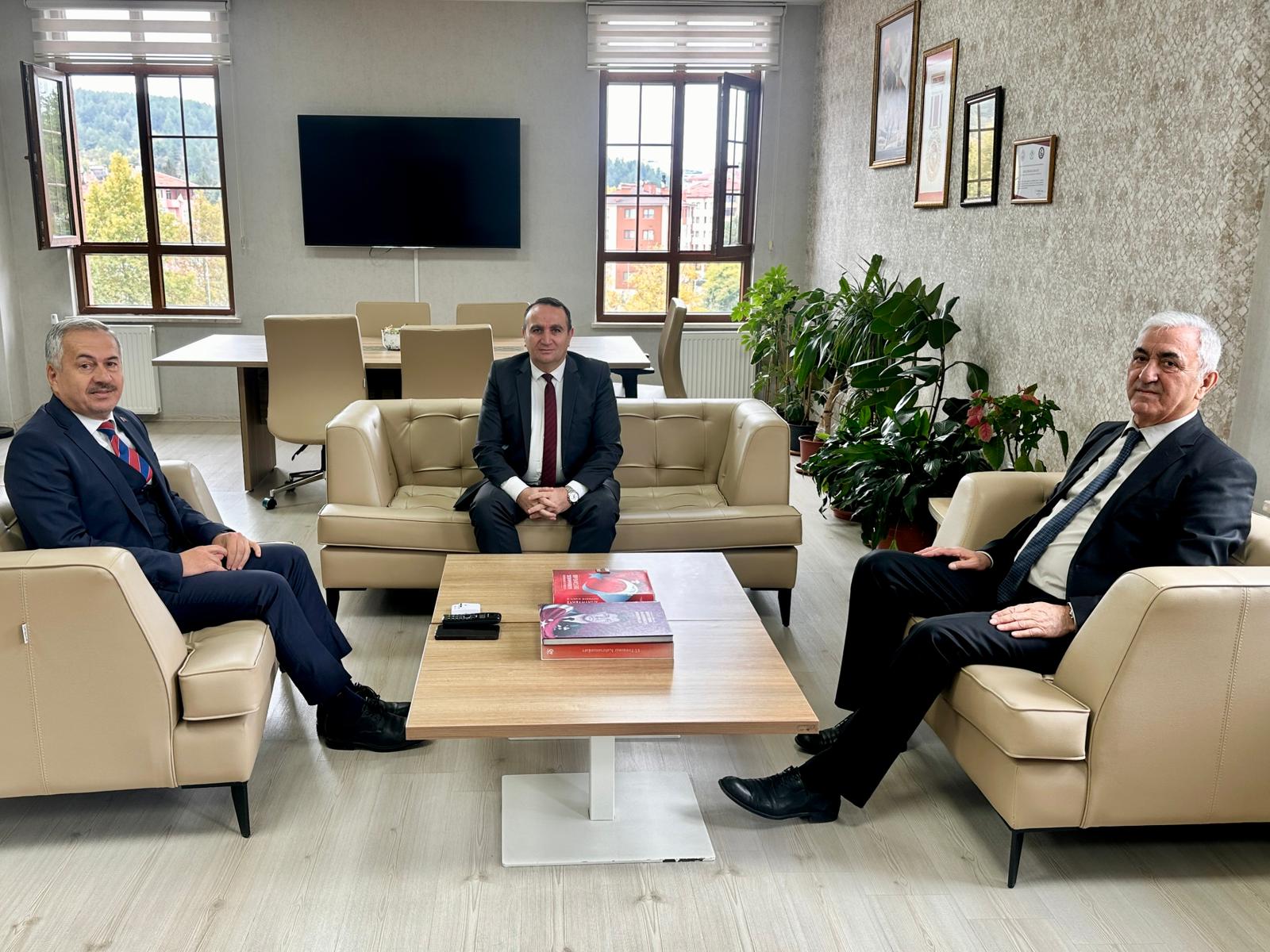 Dekanımız Prof. Dr. Ahmet KAÇAR, Aile ve Sosyal Hizmetler İl Müdürü Harun KÖKSALAN'ı ziyaret Etti