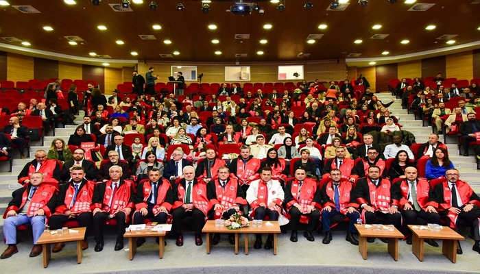 2025 Yılı Akademik Cübbe Giyme ile Başarı, Teşvik ve Ödül Töreni Gerçekleştirildi