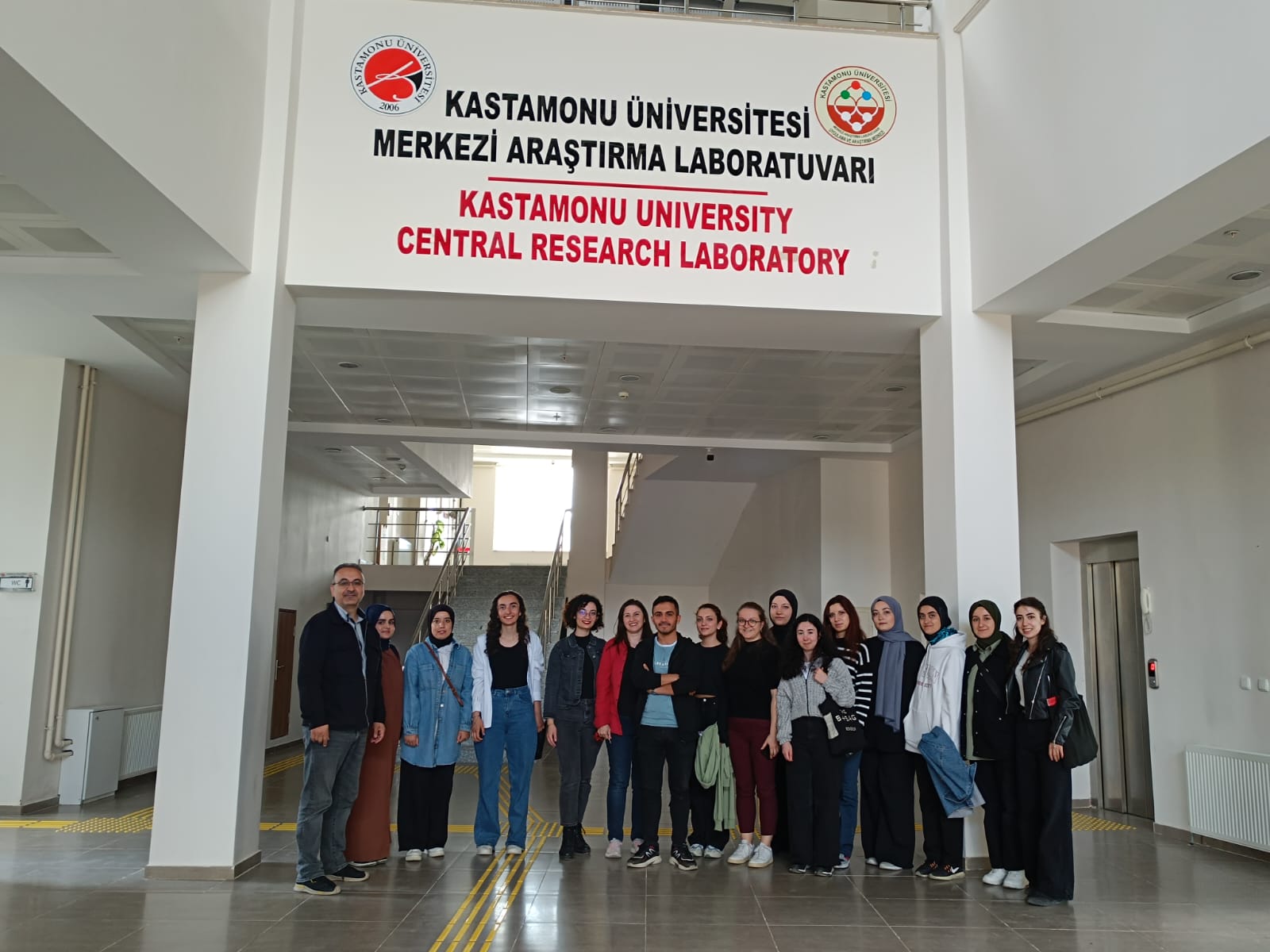 Üniversitemiz Merkezi Araştırma Laboratuvarı Uygulama ve Araştırma Merkezi’ne İnceleme Gezisi Düzenlendi