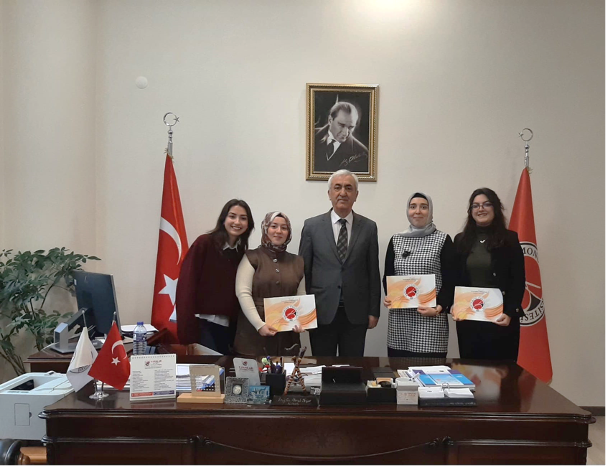 İlköğretim Matematik Öğretmenliği 4. Sınıf Öğrencilerimizden Sempozyumlarda Çevrimiçi Bildiri Sunumu