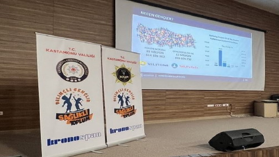 Kastamonu İl Emniyet Müdürlüğü tarafından öğrencilerimize "Narkotik Suçlarla Mücadele" Konusunda Eğitim Verildi
