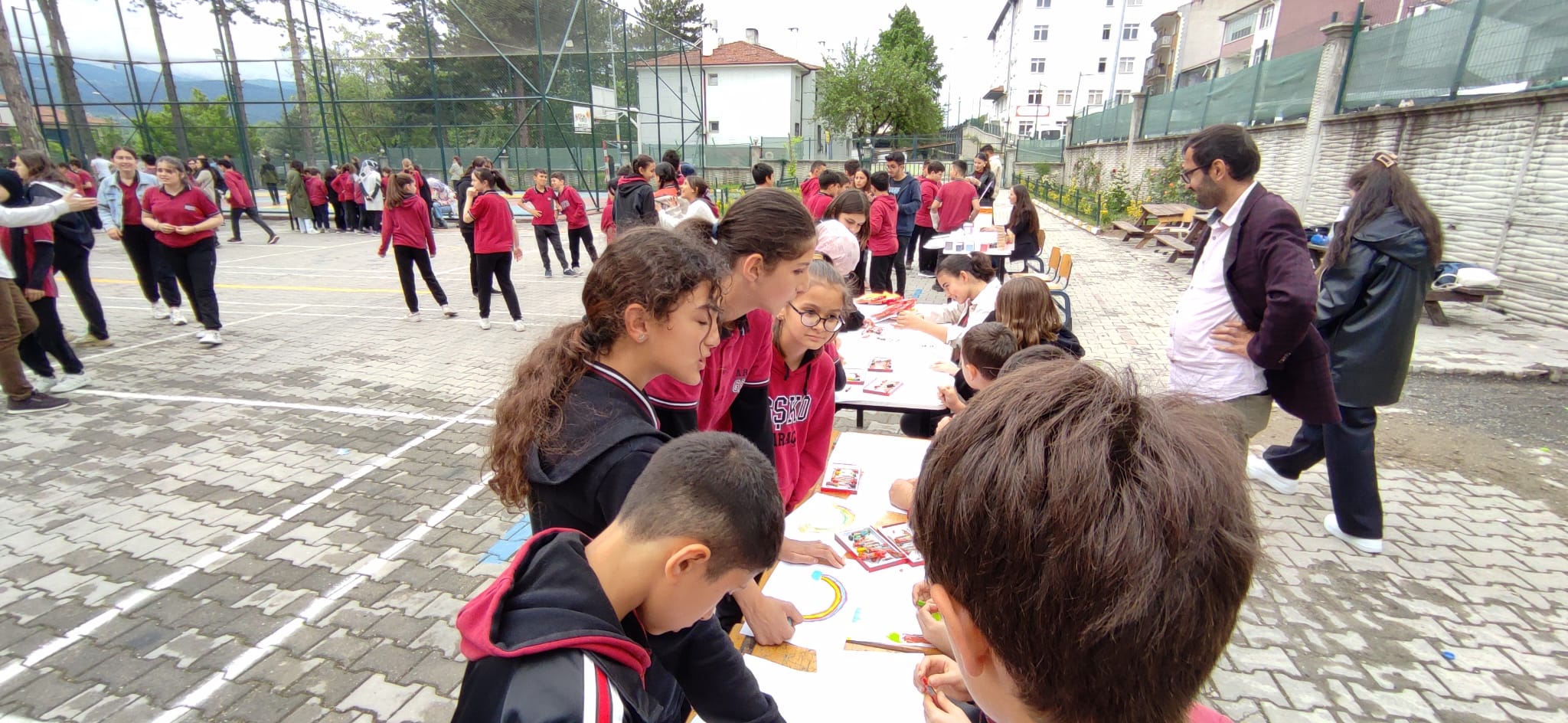 Eğitim Fakültesi Çocuklarla Buluşuyor Etkinliğinin İlki Araç'ta Gerçekleştirildi