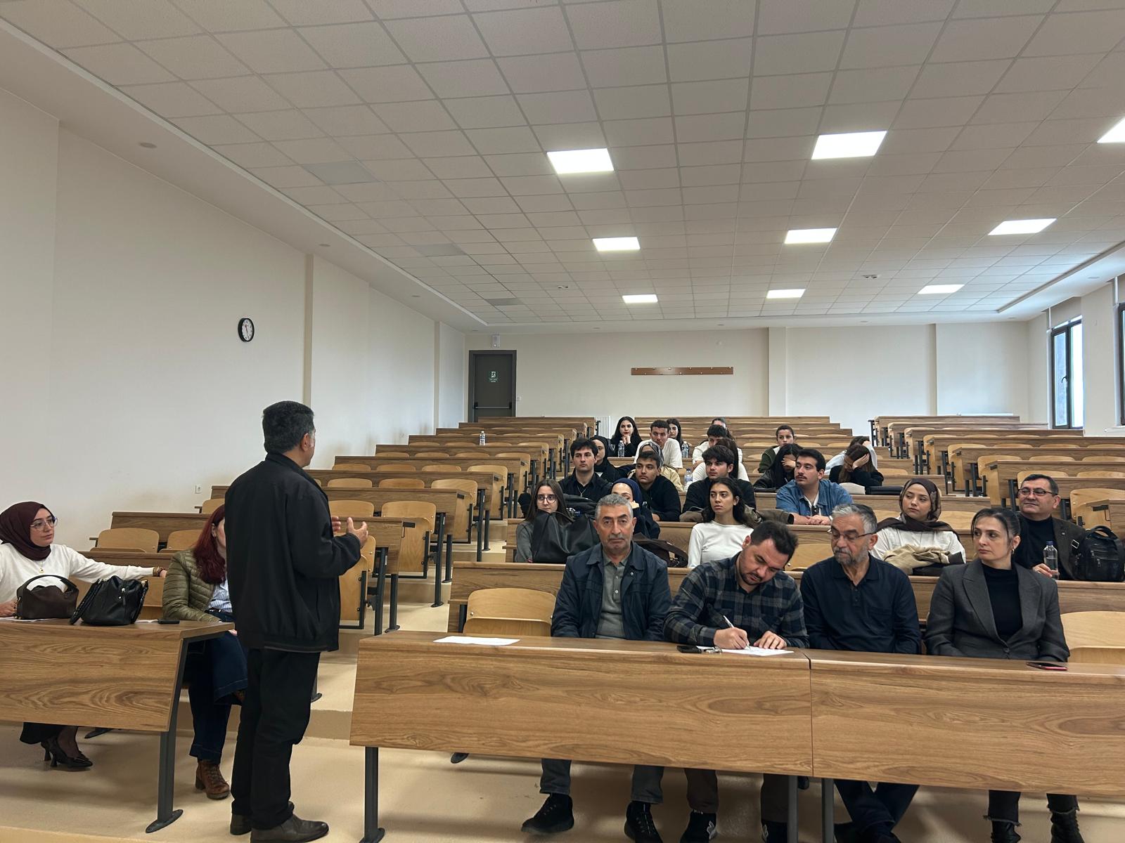 Türkçe ve Sosyal Bilimler Eğitimi Bölümünde Oryantasyon Programı Gerçekleştirildi
