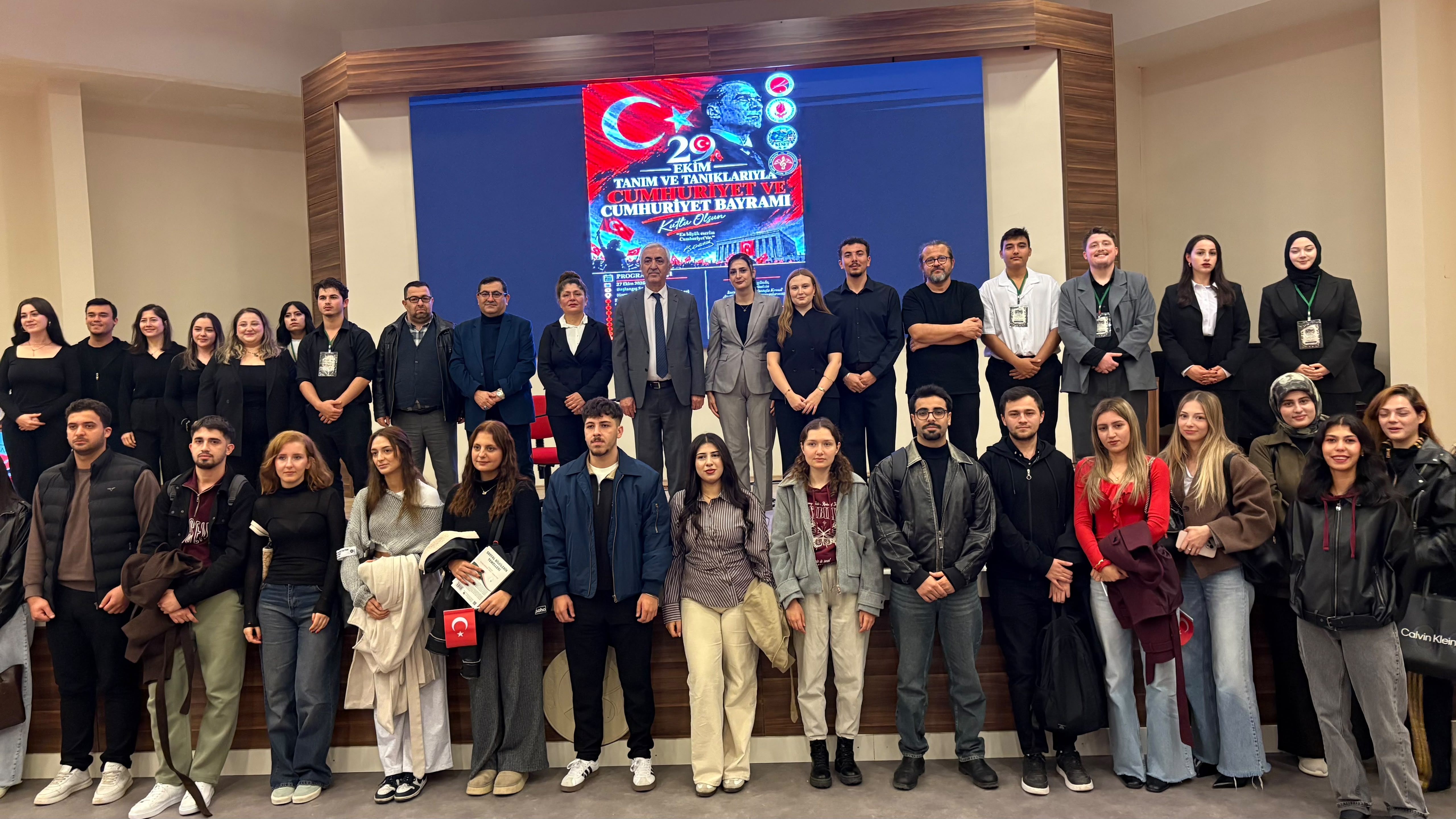 Fakültemizde Cumhuriyet Bayramı Coşkuyla Kutlandı
