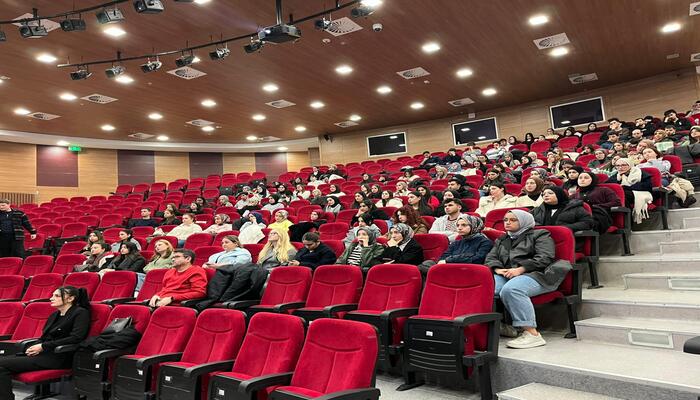 Fakültemiz Öğrencileri “Milli Teknoloji Atölyesi ve Teknofest Öğrenci Bilgilendirme Günleri” Toplantısına Katıldı