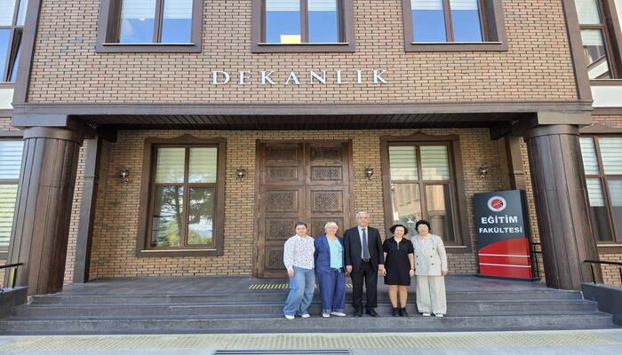 Orhun Değişim Programı Kapsamında Sarsen Amanzholov Doğu Kazakistan Üniversitesinden Öğretim Üyeleri Fakültemizde
